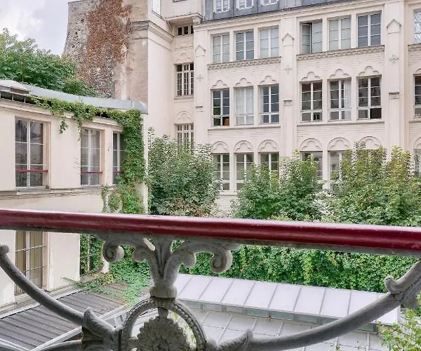 127 - Spacious 4br In Montorgueil