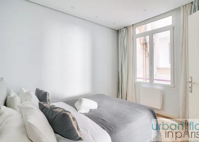 127 - Spacious 4br In Montorgueil דירה *