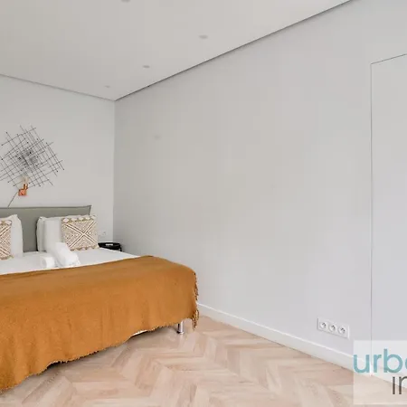 アパート 127 - Spacious 4br In Montorgueil